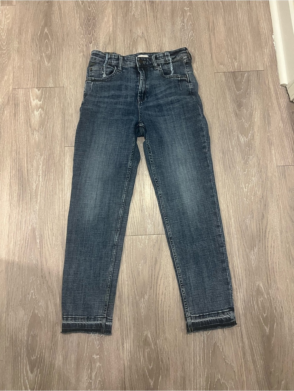 Hint of Blue Women’s 27 ankle jeans